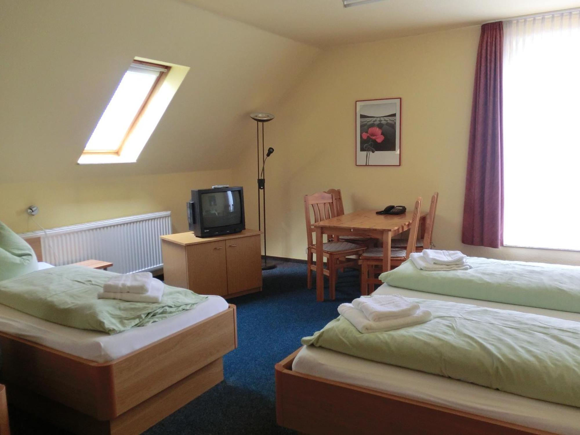 Hotel Am Kleinbahnhof Emden Exteriér fotografie