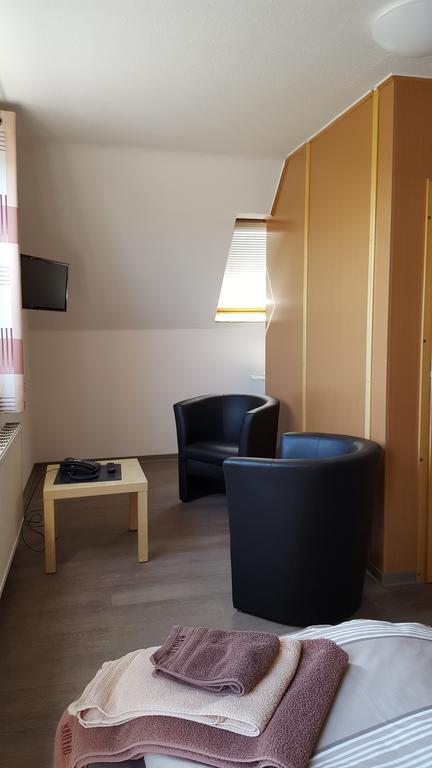 Hotel Am Kleinbahnhof Emden Exteriér fotografie