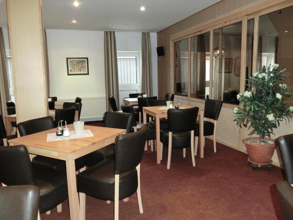 Hotel Am Kleinbahnhof Emden Exteriér fotografie